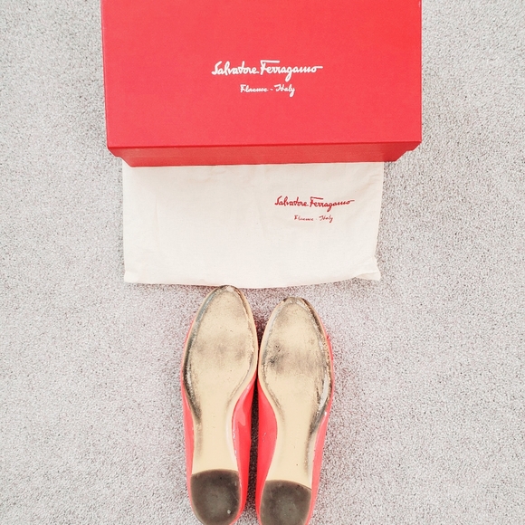 Salvatore Ferragamo Varina Patent Leather Flats - Picture 6 of 6